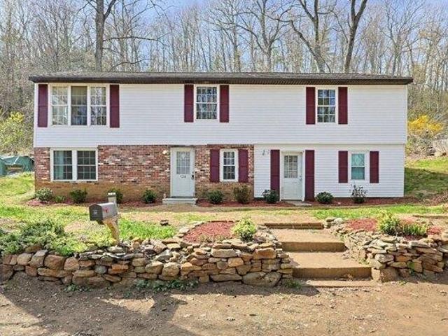3 bedroom, Holland MA 01521 105578833