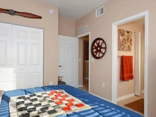3 bedroom, Hollywood FL 33025 94511958