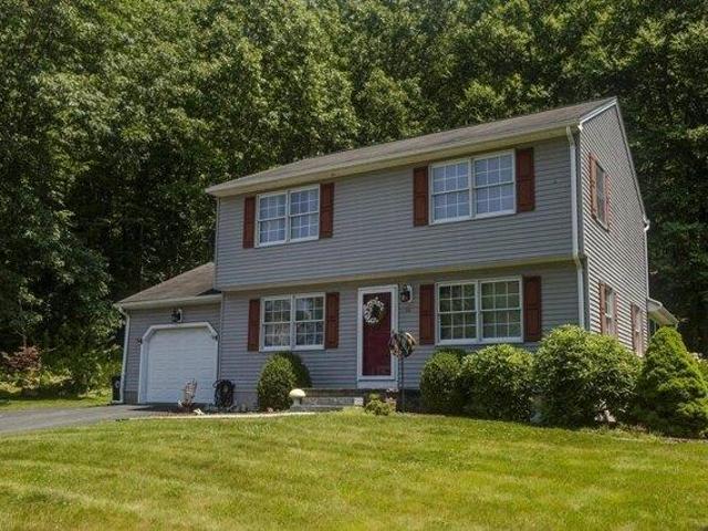 3 bedroom, Holyoke MA 01040 105476530