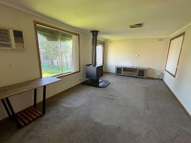 3 BEDROOM HOME!