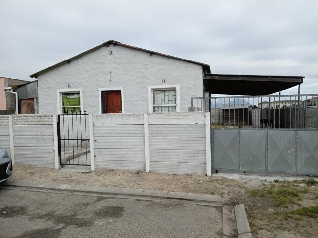 3 Bedroom Home to rent [ SHARING ] in Belhar