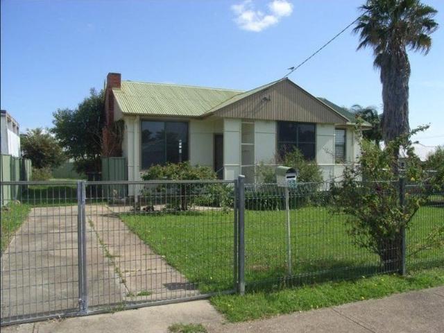 3 Bedroom home West