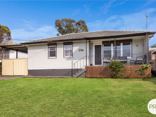 3 Bedroom Home With Attached 1 Bedroom Studio