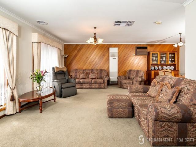 3 bedroom home with a bungalow