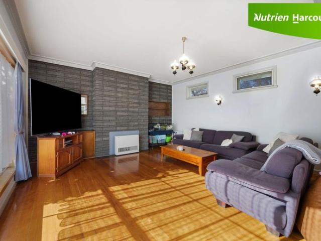 3 Bedroom Home with a secure yard
