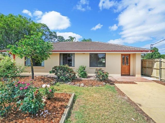 3 Bedroom home with a POOL!