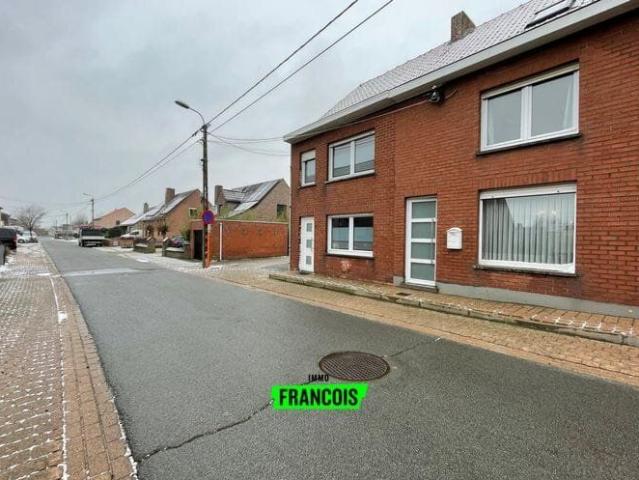 3 bedroom home with a very spacious garden in the heart of …