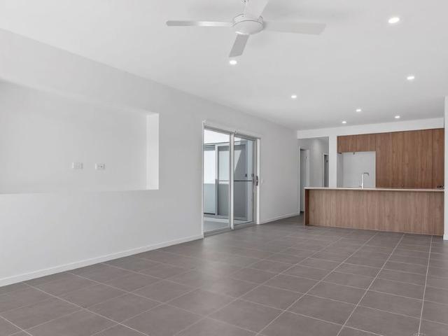3 Bedroom home with Air Conditioning and Gas Cooking