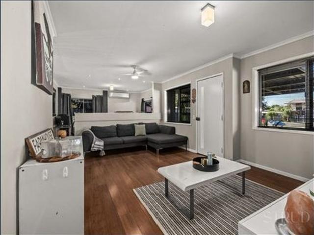 3 Bedroom Home with Aircon, Solar on a big block