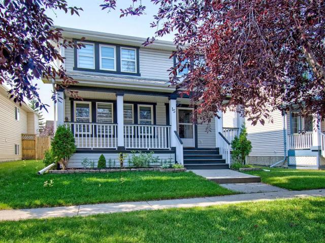 3 Bedroom Home with Double Garage in Prestwick, McKenzie Towne