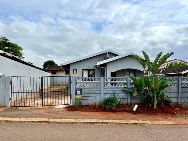 3 Bedroom Home with Easy Access to Umhlanga