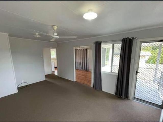 3 Bedroom home with large back yard