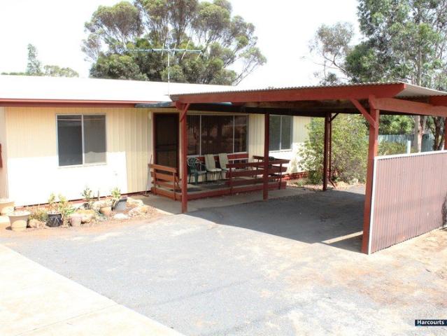 3 Bedroom Home with Large Shed