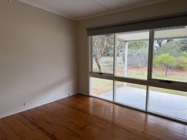 3 Bedroom Home With Shed