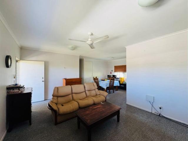 3 BEDROOM HOME WITH SHED AND ENTERTAINMENT AREA CLOSE TO SCHOOL/SPORT FIELDS