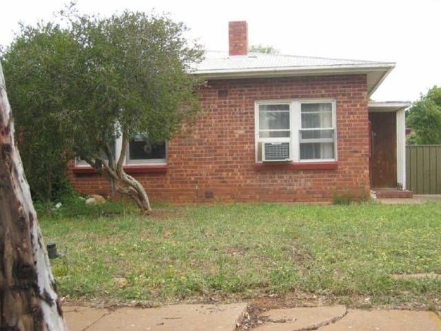 3 Bedroom Home with Spacious Backyard