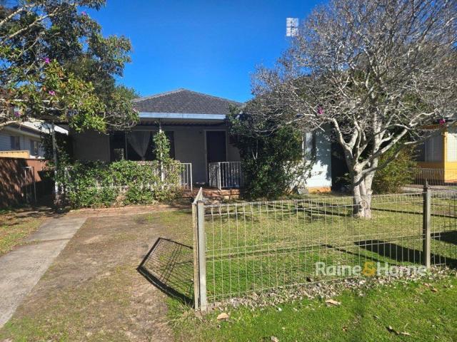 3 Bedroom Home with Spacious Living 6 Month Lease Available