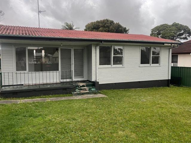 3 Bedroom Home with Yard!