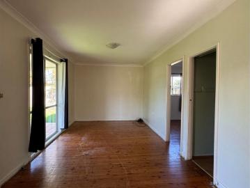 3 Bedroom Home Within Walking Distance to All Amenities
