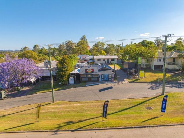 3 Bedroom Home! Business + Lifestyle Opportunity!