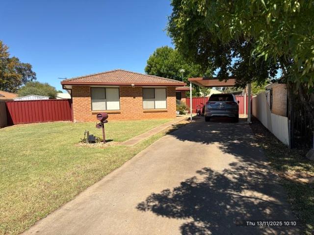 3 bedroom Home close to the CBD
