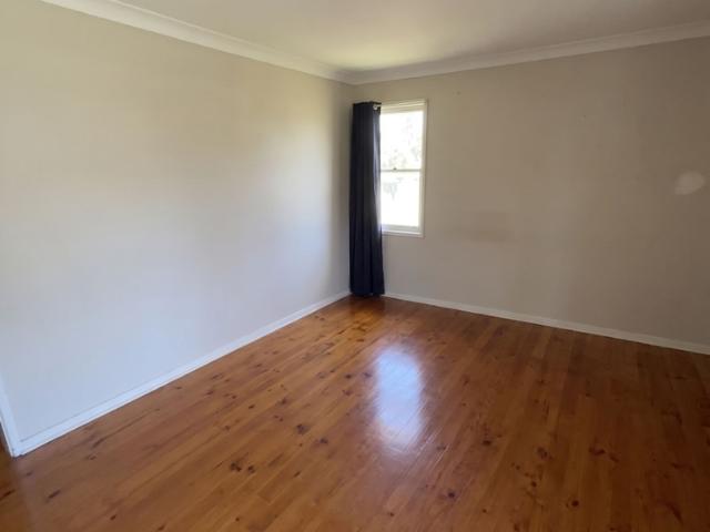 3 Bedroom Home Close to Transport