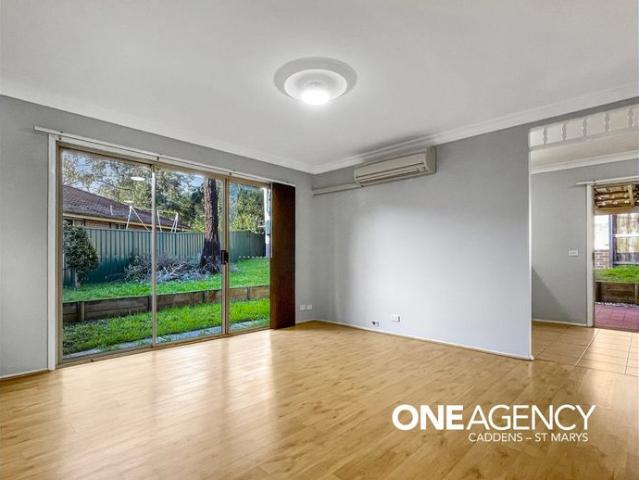 3 BEDROOM HOME CLOSE TO SHOPS, TRANSPORT & HOSPITAL!