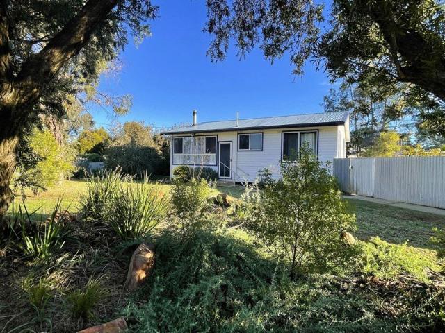 3 BEDROOM HOME DARLINGTON POINT