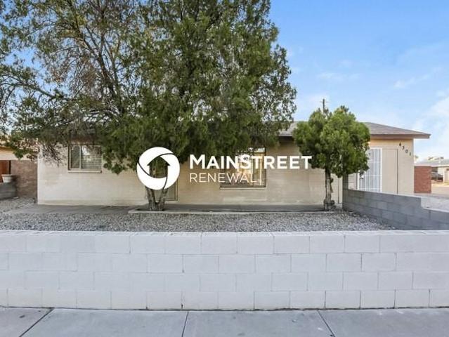 3 Bedroom Home for Rent at 4301 N 59th Ave, Phoenix, AZ 85033