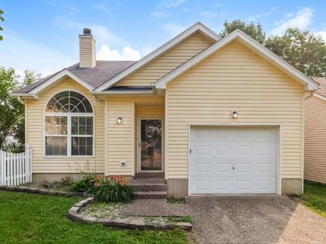 3 Bedroom Home for Rent at 4321 Willowview Blvd, Louisville, KY 40299