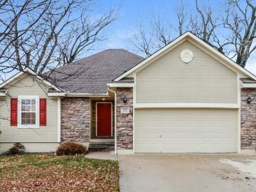 3 Bedroom Home for Rent at 512 Hibiscus Dr, Belton, MO 64012