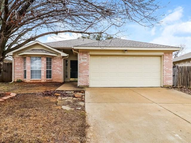 3 Bedroom Home for Rent at 5927 Rock Meadow Trl, Arlington, TX 76017