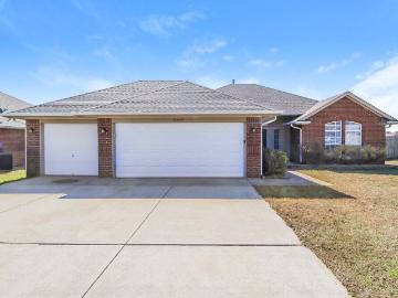 3 Bedroom Home for Rent at 600 Ne 20th St, Moore, OK 73160