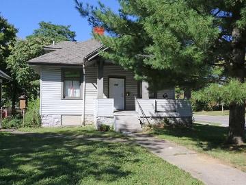 3 Bedroom Home for Rent at 6129 Cary Ave, Cincinnati, OH 45224 College Hill