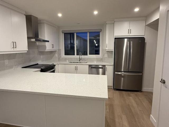 3 Bedroom Home for Rent at 6311 King Wynd Sw, Edmonton, AB T6W 5P2 Keswick