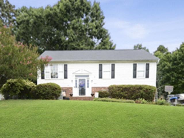 3 Bedroom Home for Rent at 6819 Salem Quarter Rd, Belews Creek, NC 27009