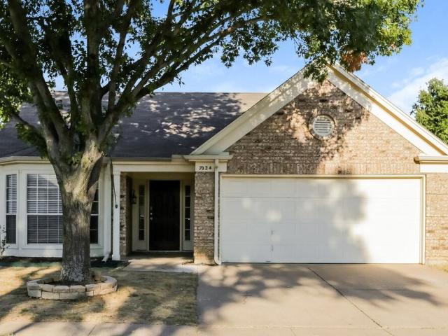 3 Bedroom Home for Rent at 7024 Wooddale Dr, Watauga, TX 76148