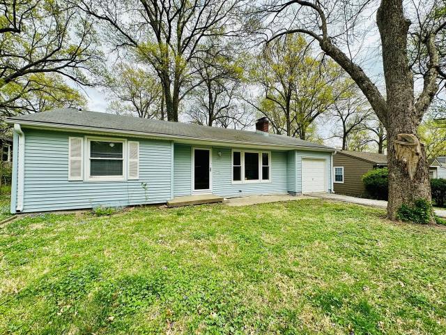 3 Bedroom Home for Rent at 7047 Linden St, Prairie Village, KS 66208