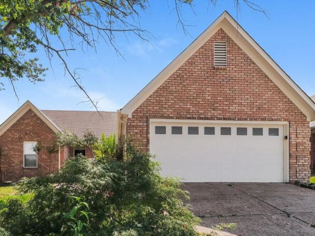 3 Bedroom Home for Rent at 7439 Overcreek Ln, Bartlett, TN 38133