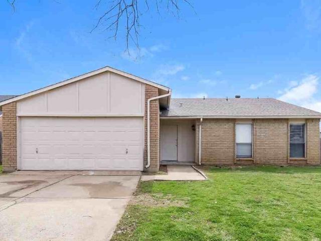 3 Bedroom Home for Rent at 7900 Bermejo Rd, Fort Worth, TX 76112 Handley