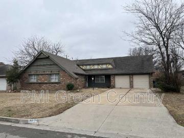 3 Bedroom Home for Rent at 8174 E 31st Pl, Tulsa, OK 74145 Fulton
