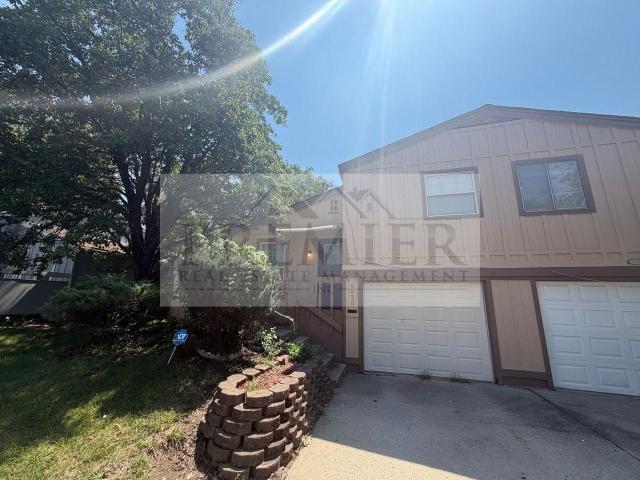 3 Bedroom Home for Rent at 8430 Lane Pl, Raytown, MO 64138