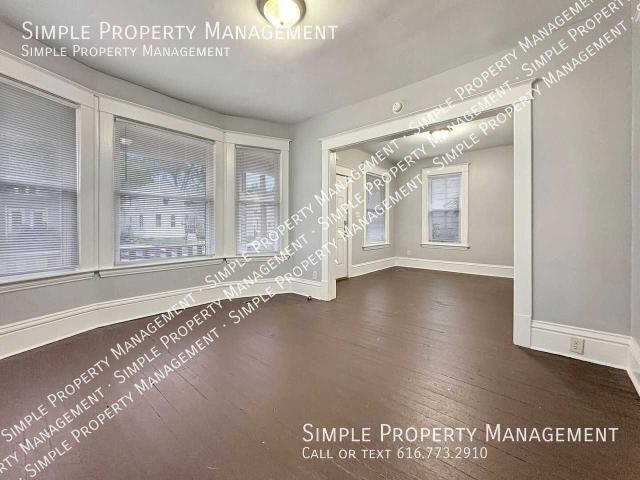 3 Bedroom Home for Rent at 851 Dayton St Sw, Grand Rapids, MI 49504 SWAN