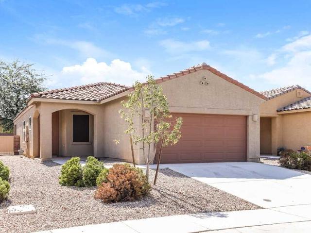 3 Bedroom Home for Rent at 876 E Bottomlands Ln, Sahuarita, AZ 85629 Madera Highlands Villages