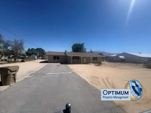 3 Bedroom Home for Rent at 9295 Verdugo Ave, Hesperia, CA 92345