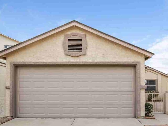 3 Bedroom Home for Rent at 10102 N 66th Ln, Glendale, AZ 85302