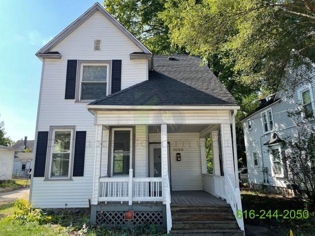 3 Bedroom Home for Rent at 1050 Thomas St Se, Grand Rapids, MI 49506 Baxter