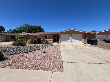 3 Bedroom Home for Rent at 1109 Chama St Ne, Albuquerque, NM 87110 Jerry Cline Park