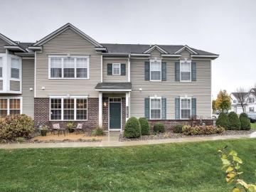 3 Bedroom Home for Rent at 11007 Oak Grove Cir #B, Woodbury, MN 55129