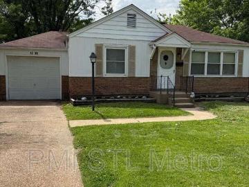 3 Bedroom Home for Rent at 1238 Hoyt Dr, Bellefontaine Neighbors, MO 63137 Bellefontaine